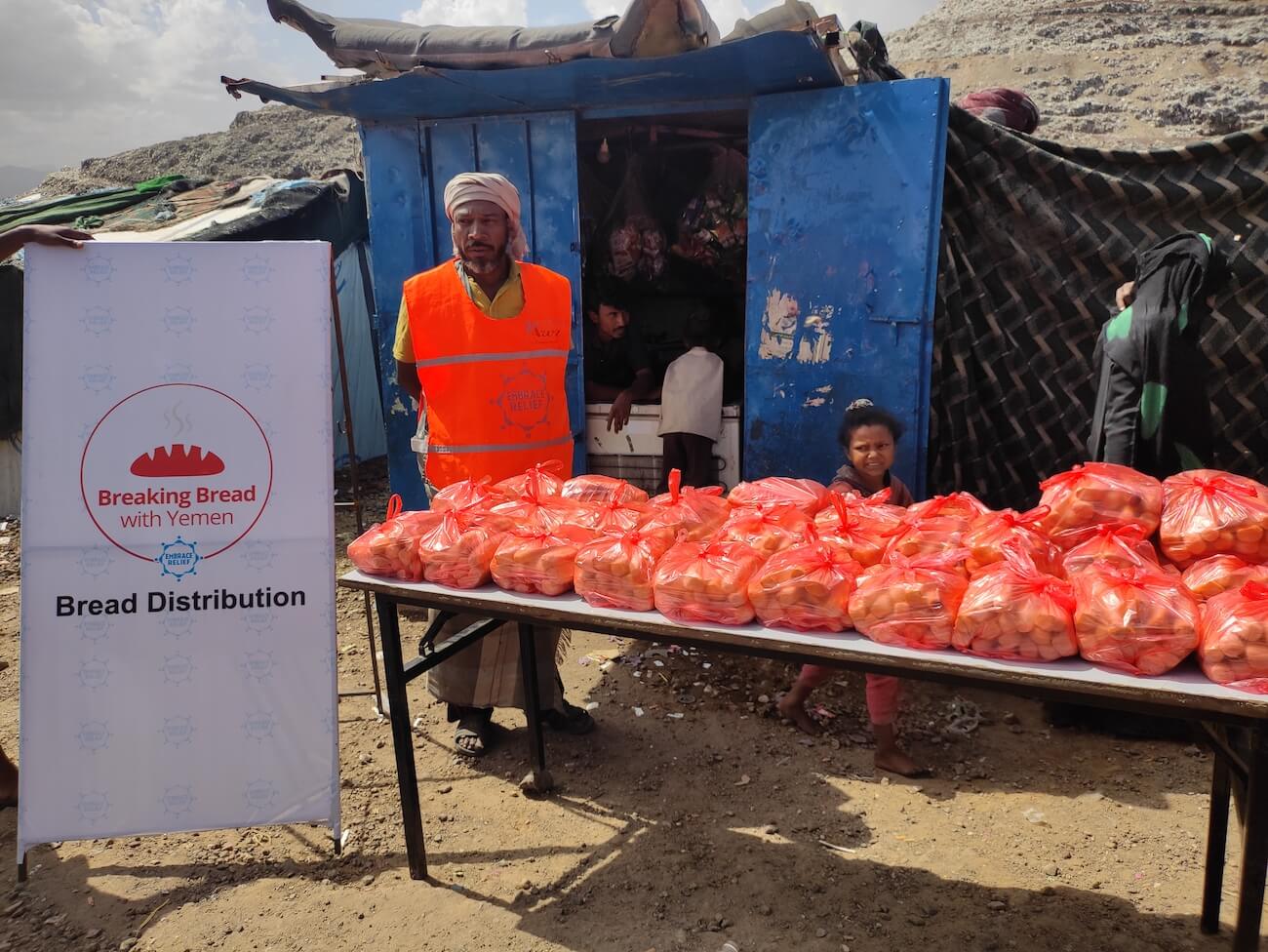Food aid distribution in Yemen