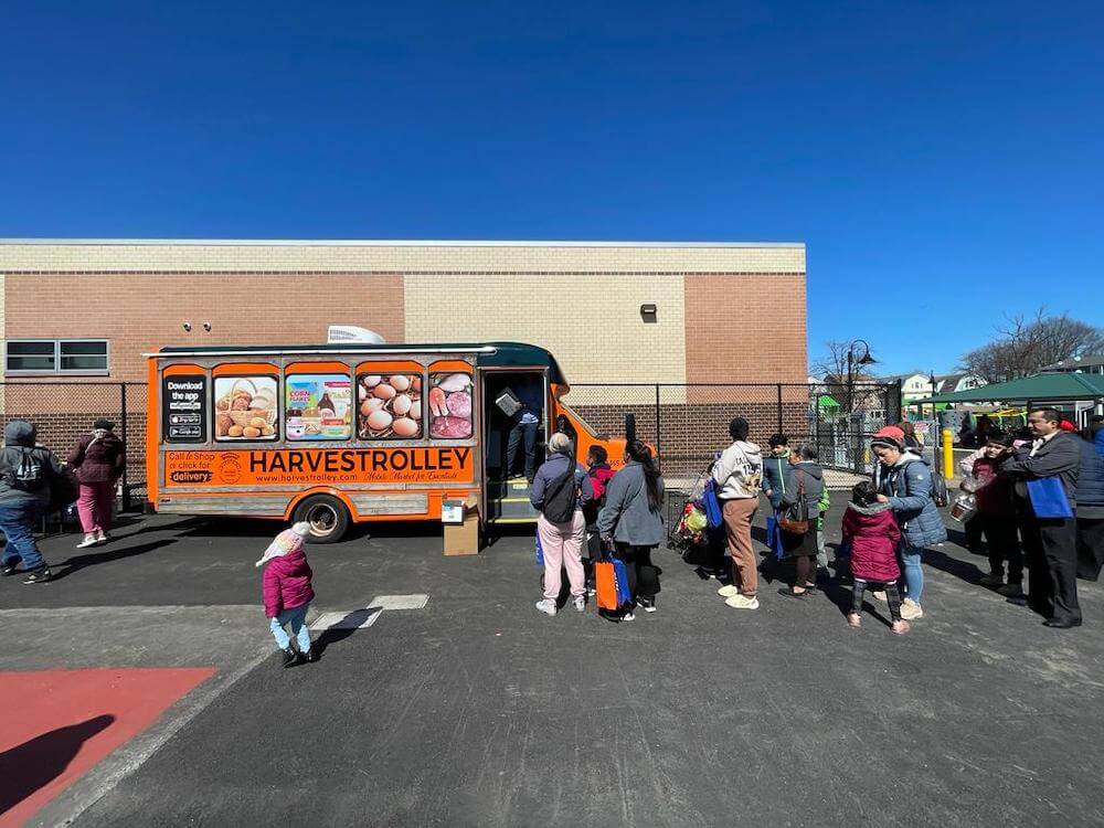 Embrace Relief’s Mobile Market