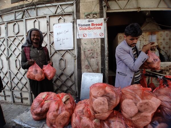Embrace Relief Giving Bread to Yemen