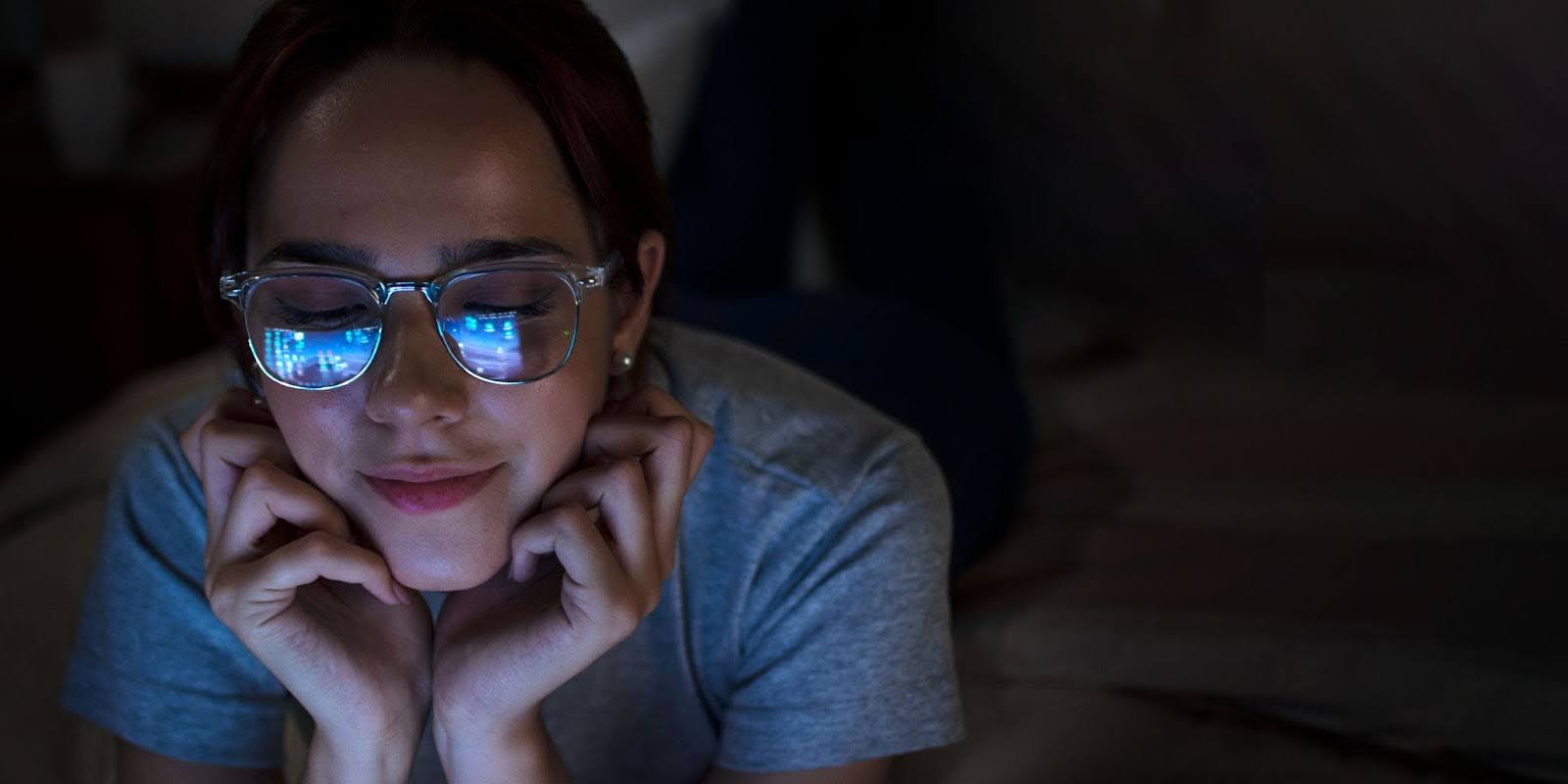 Do Blue Light Glasses Actually Work? What Science Says About Digital Eye Strain