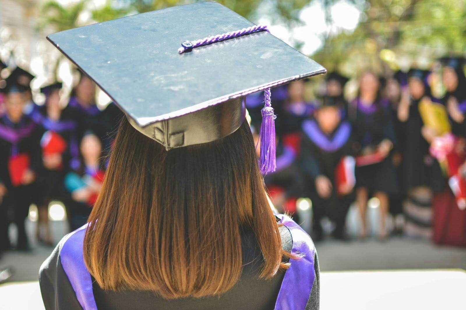 Graduation in 2025: Bridging the Gap Between Expectations and Reality
