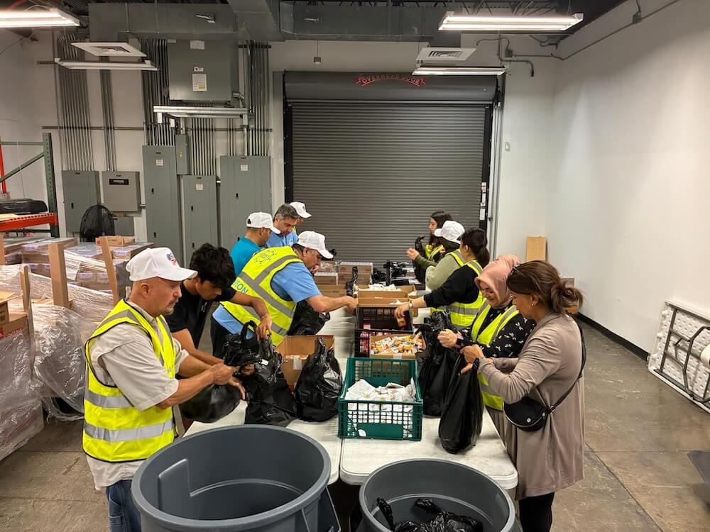 Houston: Embrace USA, Meals on Wheels provide breakfast for seniors