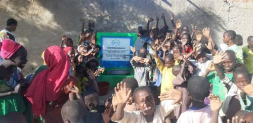 THIS WELL IS DONATED IN MEMORY OF CEMAL BAYAR SON OF FAZIL .MAY ALLAH BLESS HIM (2)