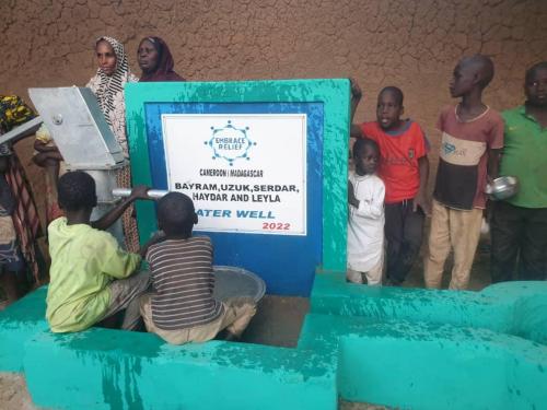 bayram-uzuk-serdar-haydar-leyla-clean-water-well-for-africa-2